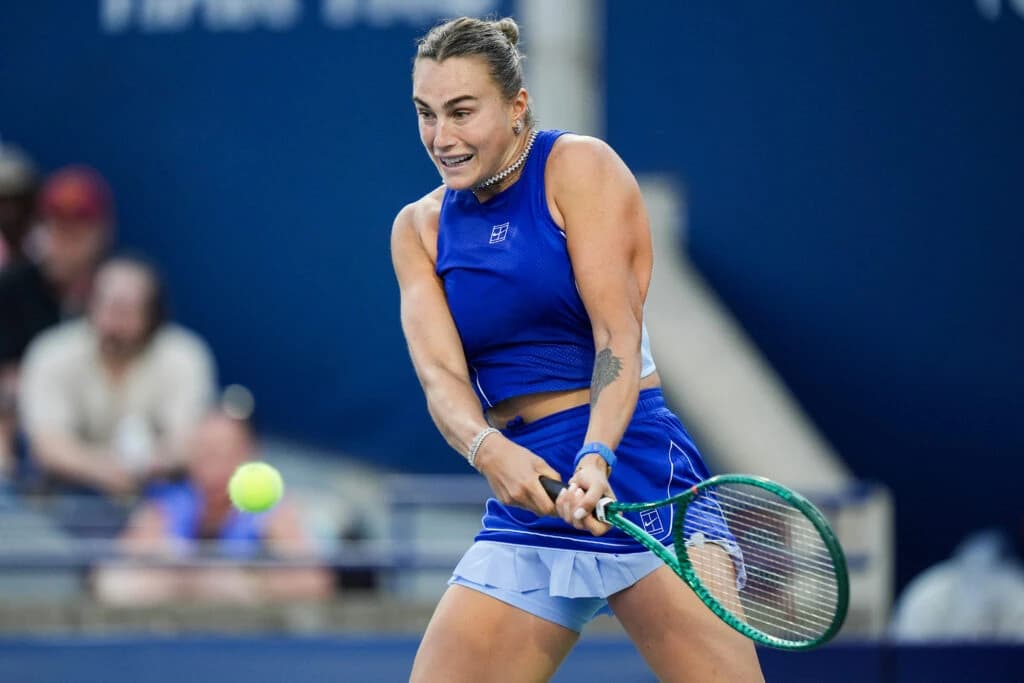 Aryna Sabalenka se califică în optimi la Toronto și reușește o premieră după 2016