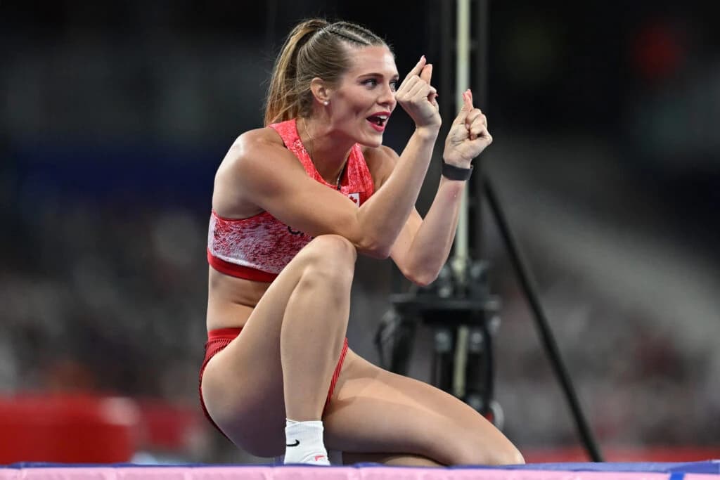 Atleta medaliată cu bronz olimpic Alysha Newman, suspendată pentru încălcarea regulilor antidoping