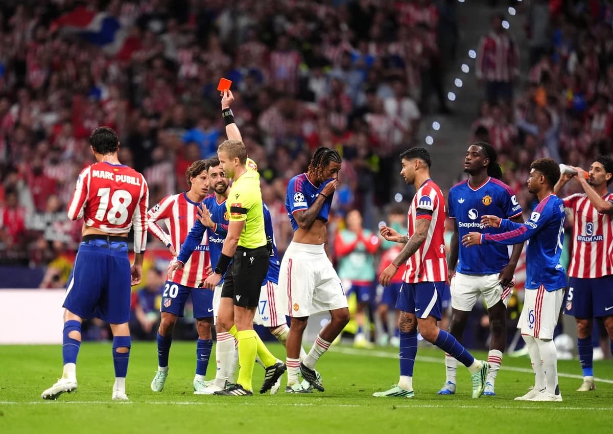 Atletico - Man. United 2-0. Meci cu de toate la Madrid: gol în secunda 50, o eliminare și intervenți