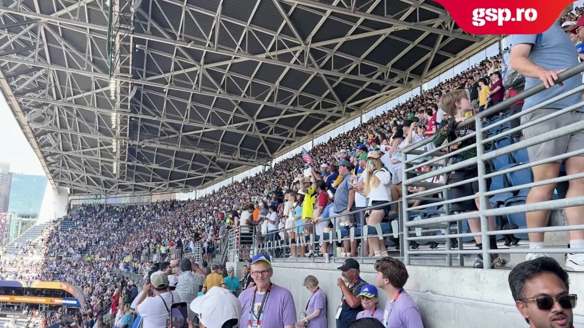 Atmosfera de la finalul meciului Bosnia - Qatar 3-1