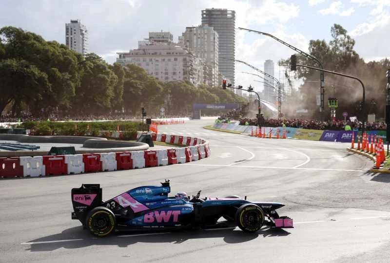 Auto: 'Colapintomania' reînvie Formula 1 la Buenos Aires