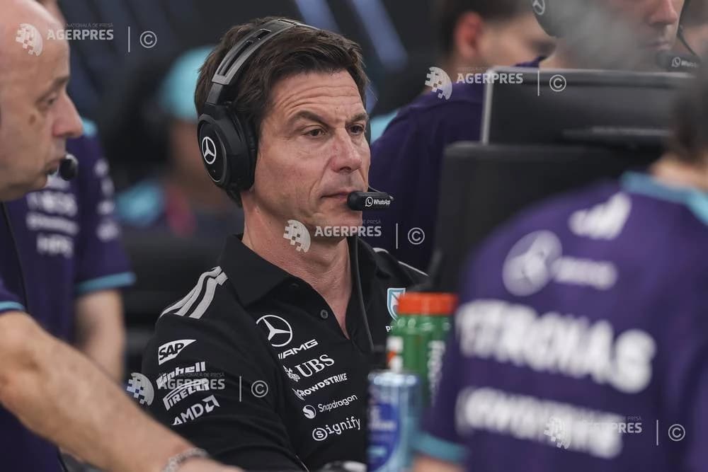 Auto - F1: Directorul echipei Mercedes a glumit pe seama acuzațiilor că îl favorizează pe Antonelli