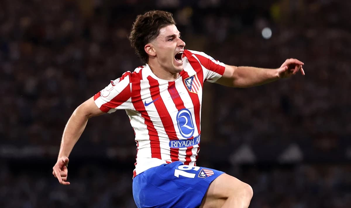 Barcelona e gata să trimită oferta oficială pentru al treilea cel mai scump transfer: Julian Alvarez