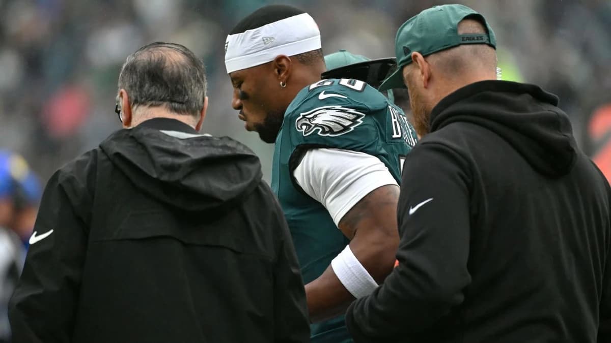 Barkley, Smith among 5 Eagles to miss London game
