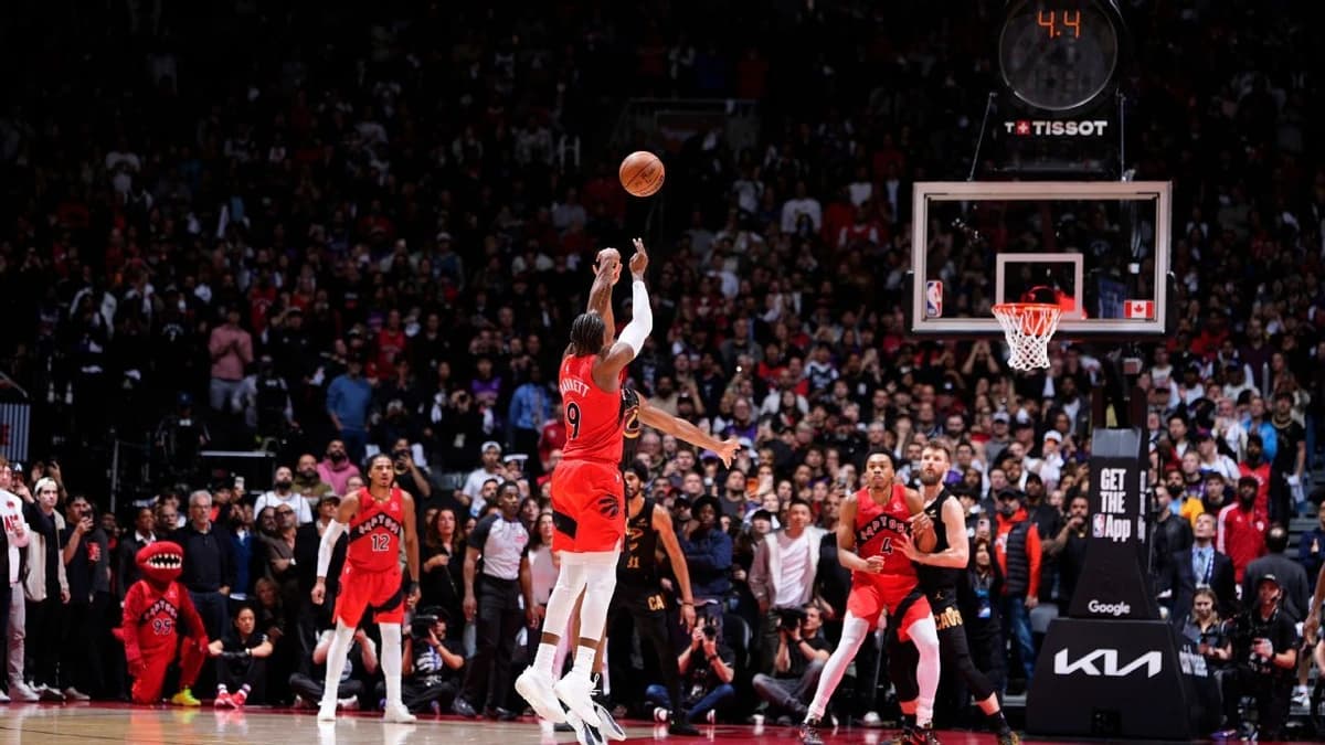 Barrett saves Raptors' season with dramatic 3
