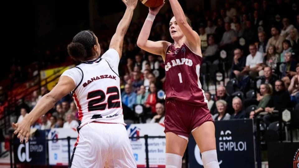 Baschet feminin: Flammes Carolo Basket – Rapid Bucureşti, scor 98-66, la debutul în grupa C a Euroli