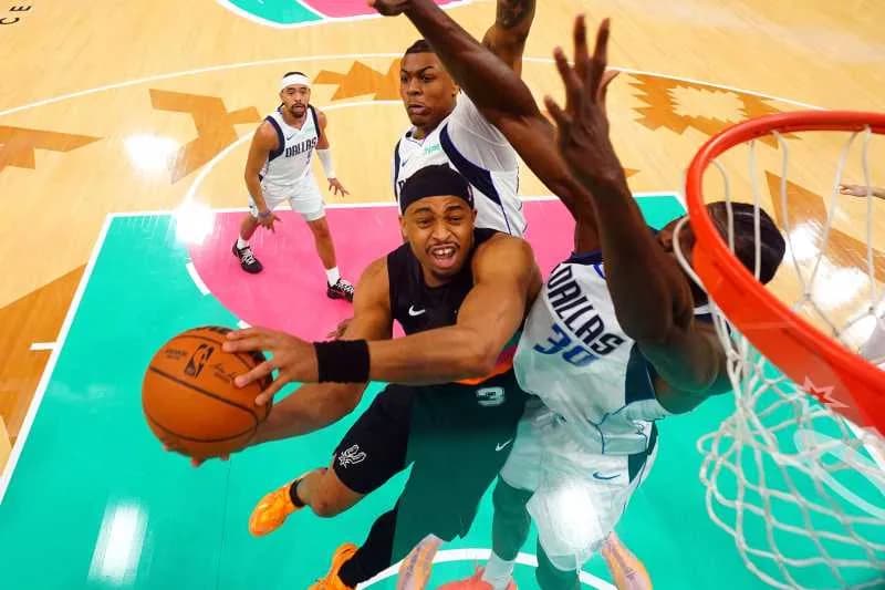 Baschet: Keldon Johnson (San Antonio Spurs), desemnat cel mai bun al șaselea jucător al sezonului în