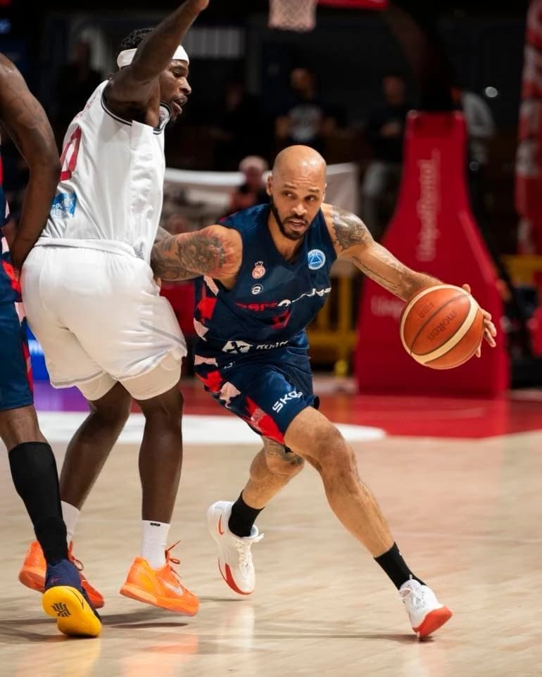 Baschet masculin: CSM Oradea – Dinamo Bucureşti, scor 93-89, în primul meci din semifinalele Ligii N