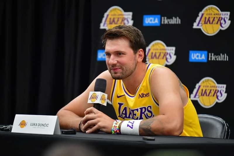Baschet - NBA: Luka Doncic, noul lider al lui Lakers, nerăbdător să înceapă noul sezon