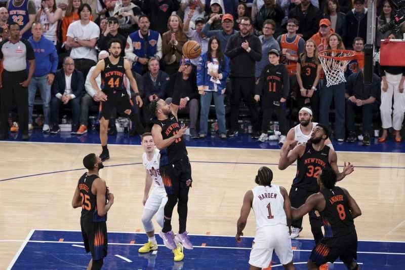 Baschet: NBA - New York Knicks și-a majorat avantajul în finala Conferinței de Est