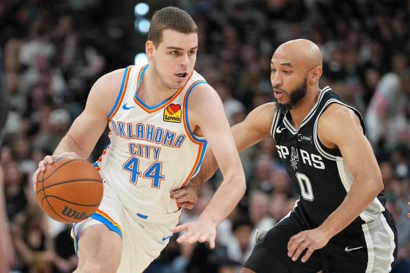 Baschet: NBA - San Antonio Spurs a restabilit egalitatea în finala Conferinței de Vest