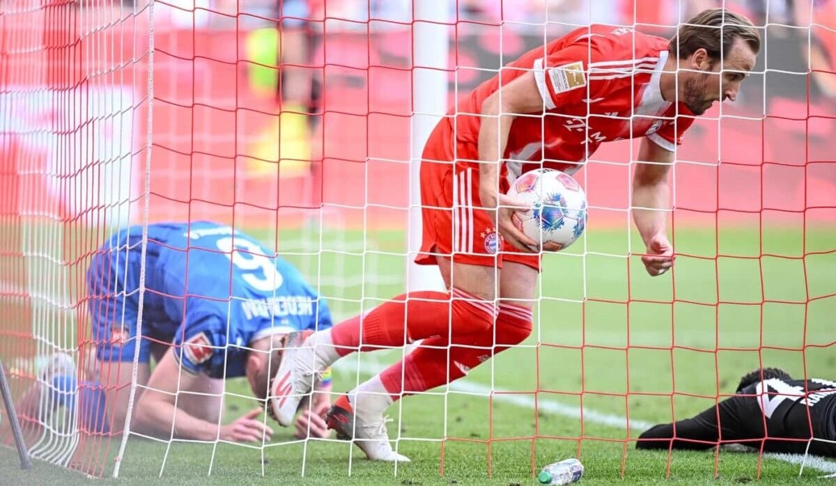 Bayern Munchen, egal dramatic cu ultima clasată din Bundesliga. Meciul, decis de un gol ghinionist î