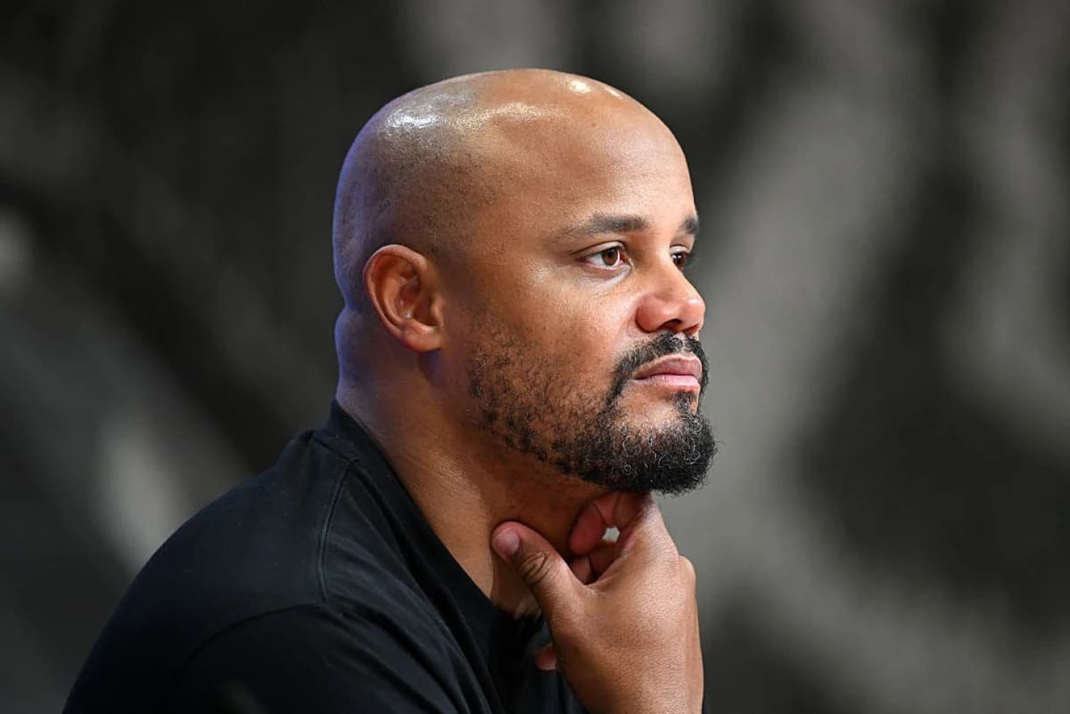 Bayern rămâne fără antrenor pentru o perioadă! Care este starea lui Kompany, dus de urgență la spita