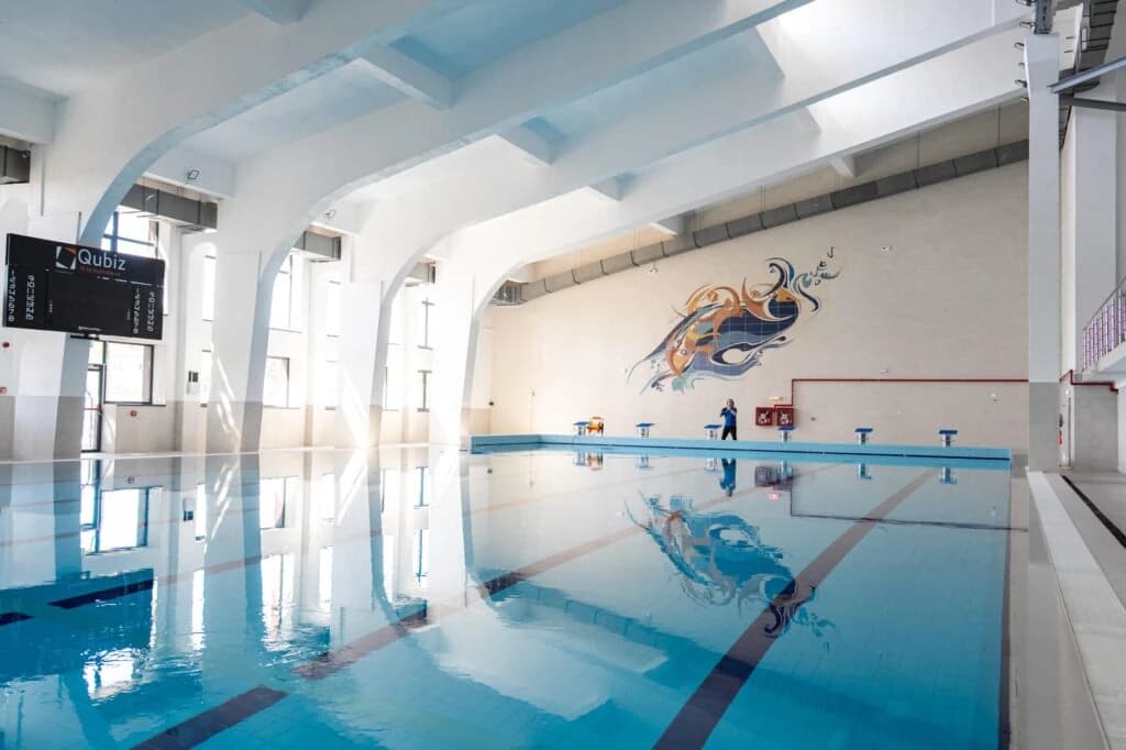 Bazinul olimpic acoperit „Herman Schier” din Oradea a fost modernizat și introdus în circuitul sport
