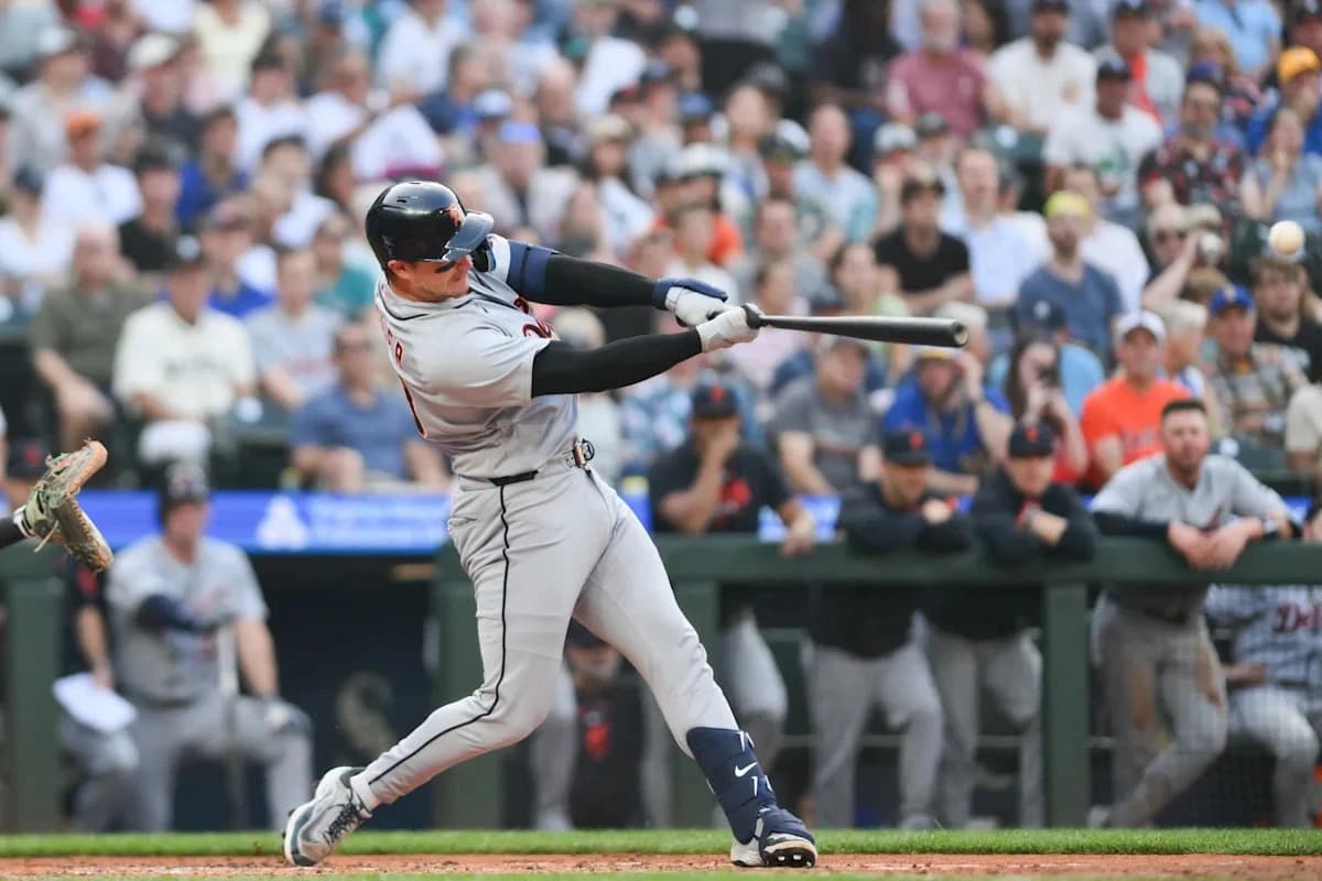Benches, bullpens clear in brief skirmish between Tigers-Mariners