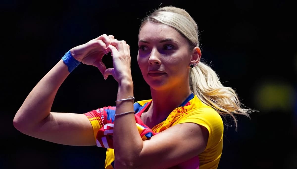 Bernadette Szocs – Miwa Harimoto se joacă ACUM, în AntenaPLAY. Duel infernal pentru semifinale, la W