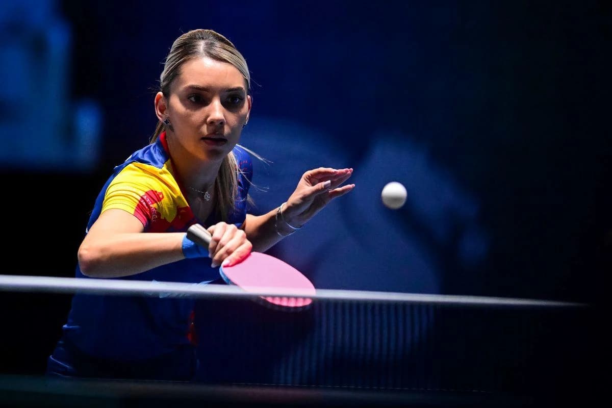 Bernadette Szocs și Elena Zaharia s-au calificat în sferturi de finală la Campionatele Europene indi