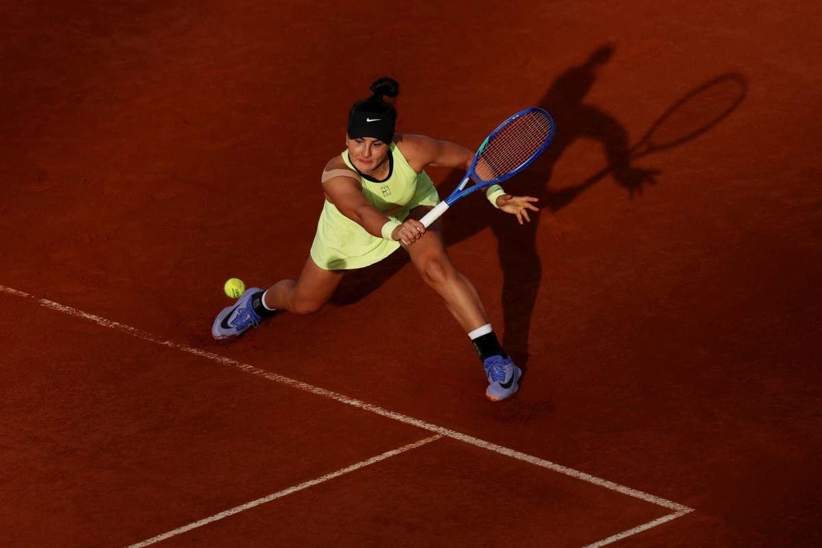 Bianca Andreescu, gest de mare clasă pentru adversara ei, remarcat pe contul oficial al Roland Garro