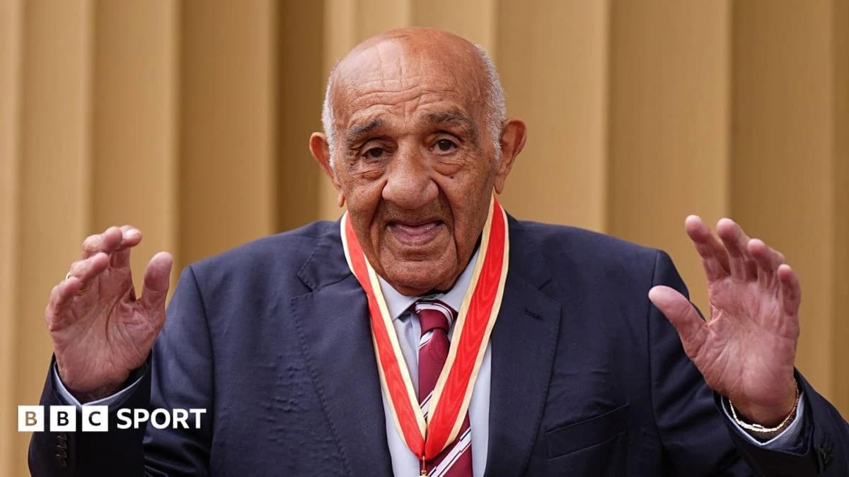 Billy Boston: Legendary Wigan, Wales and GB winger dies aged 92