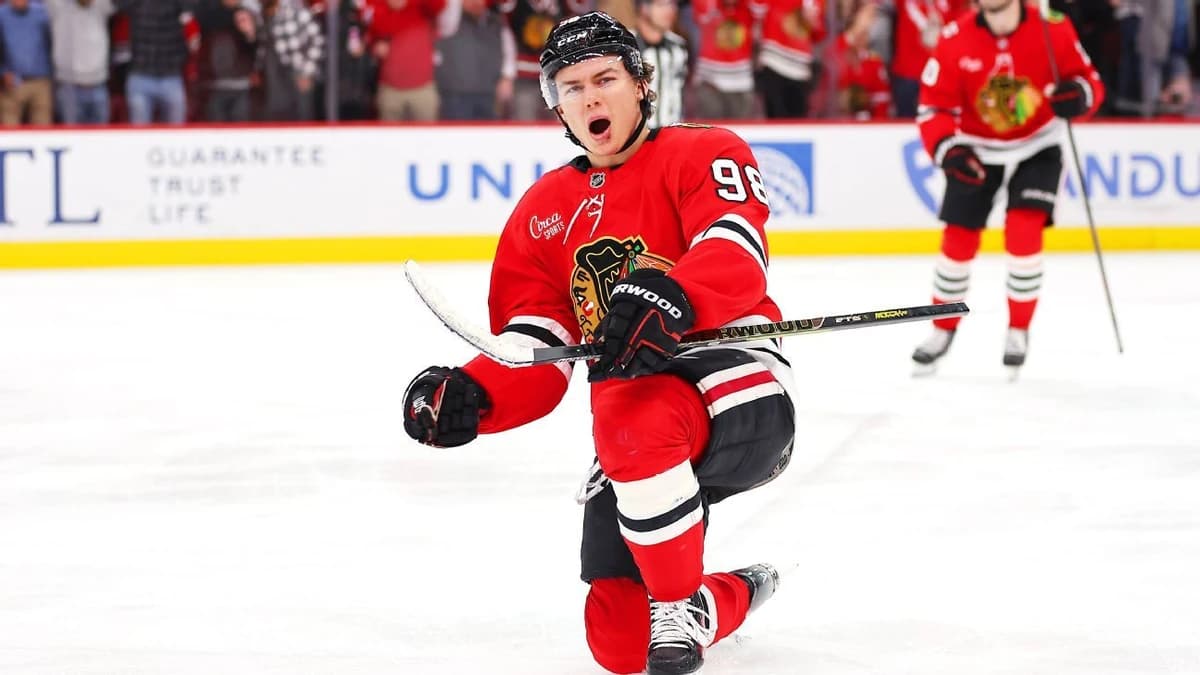 Blackhawks, Bedard agree to 5-year, $75M deal