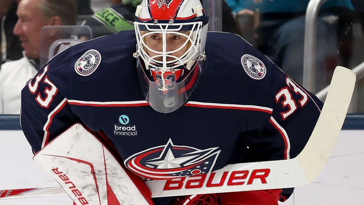 Blue Jackets G Talbot sets NHL record with win on ninth team