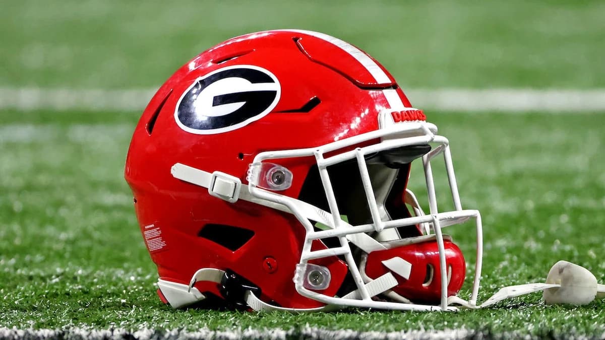 Bo Bryan commits to Georgia: Son of country music star Luke Bryan ranks as three-star QB in 2027 cla