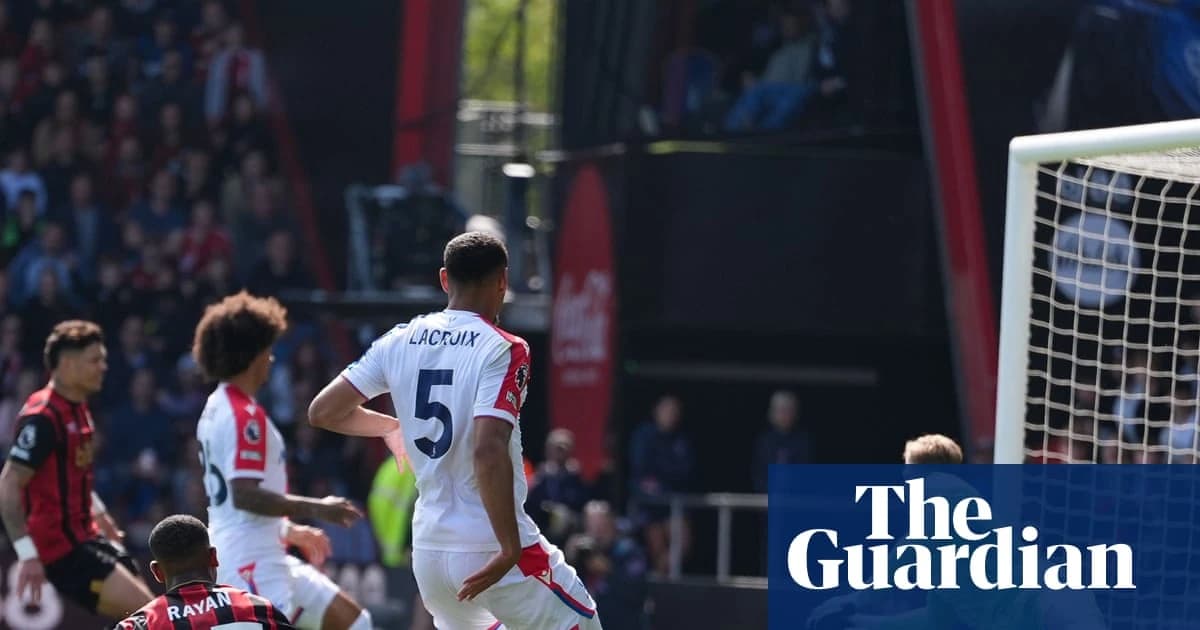 Bournemouth beat Crystal Palace with ease to keep Champions League dreams alive