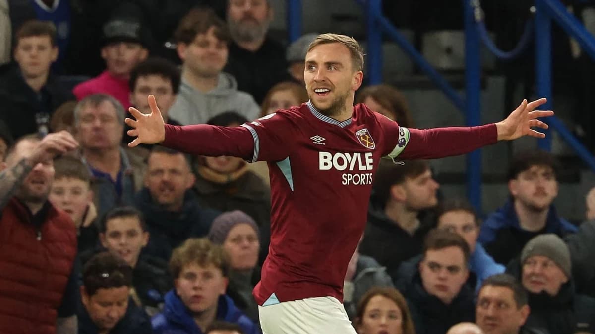 Bowen confirms West Ham stay despite relegation