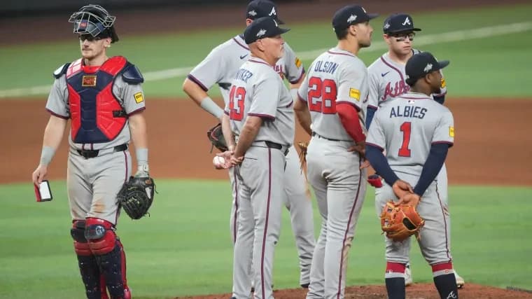 Braves' Reynaldo Lopez-Didier Fuentes bullpen dilemma could cost Atlanta games until resolved