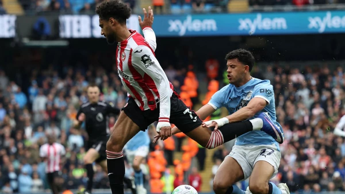 Brentford criticise ref decisions in City defeat