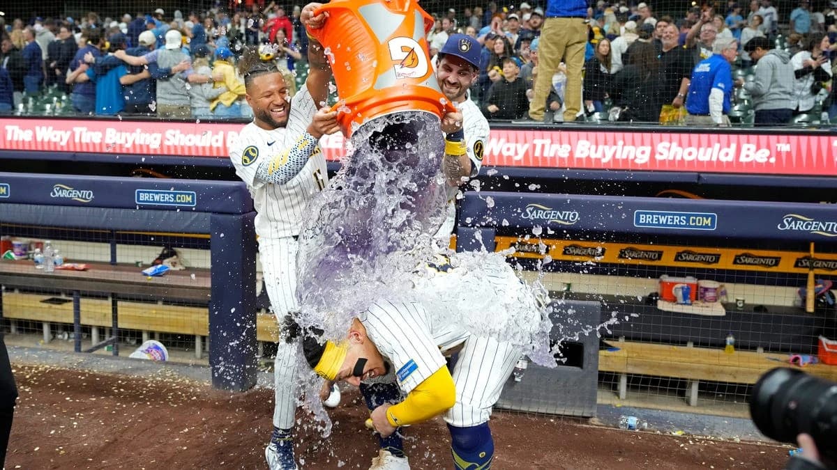 Brewers 4, Yankees 3: William Contreras makes New York pay in 10th