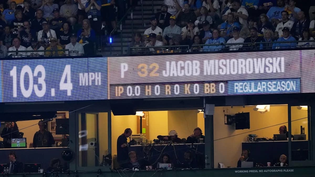 Brewers' Jacob Misiorowski sets World Series velocity record on his first pitch