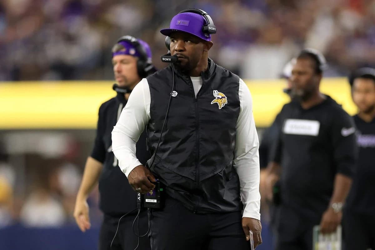 Brian Flores subpoenas 25 NFL teams to delay discrimination lawsuit, league alleges - The Athletic