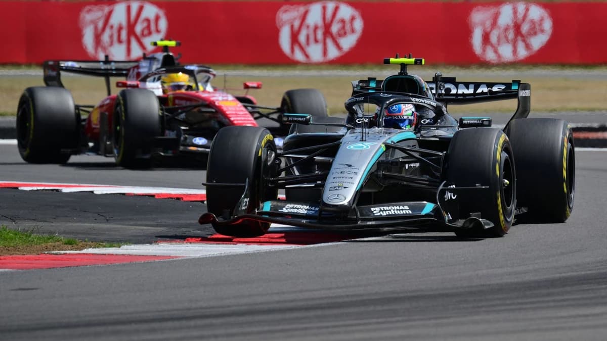 British GP Sprint: Kimi Antonelli beats Lewis Hamilton to victory at Silverstone to extend world cha