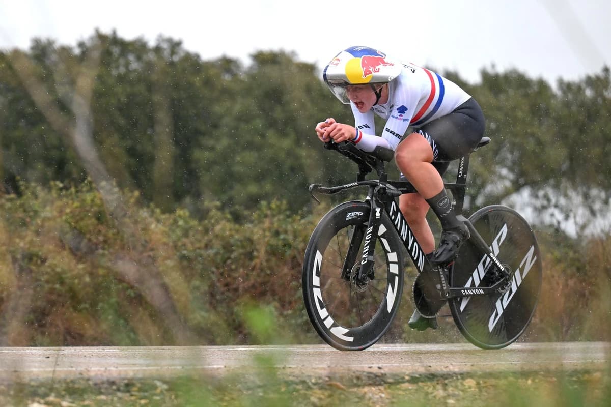 British National Championships: Zoe Backstedt doubles up with elite women's road race win