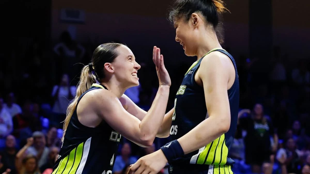 Bueckers, Wings win, seal last WNBA playoff berth
