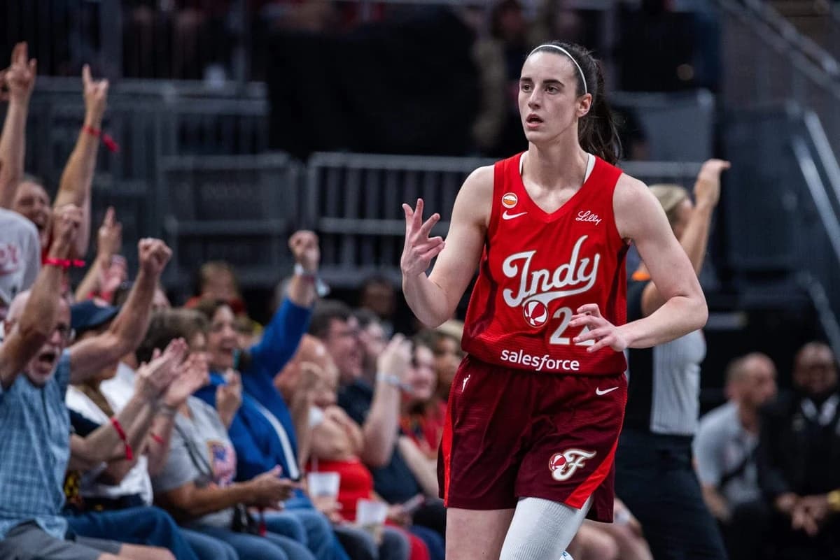Caitlin Clark breaks franchise scoring record in Fever’s comeback win over Storm