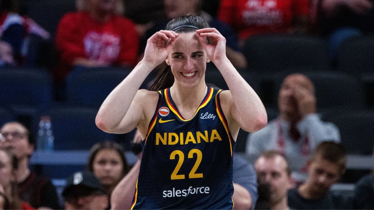 Caitlin Clark breaks WNBA record in unusual fashion, then adds to it with another 20-and-10 performa
