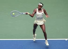 Calificare dramatică la US Open! Coco Gauff a salvat două mingi de meci și merge în semifinale la Ne