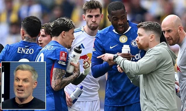 Calum McFarlane hits back at Jamie Carragher's 'broken' squad claims as Chelsea boss responds to rep