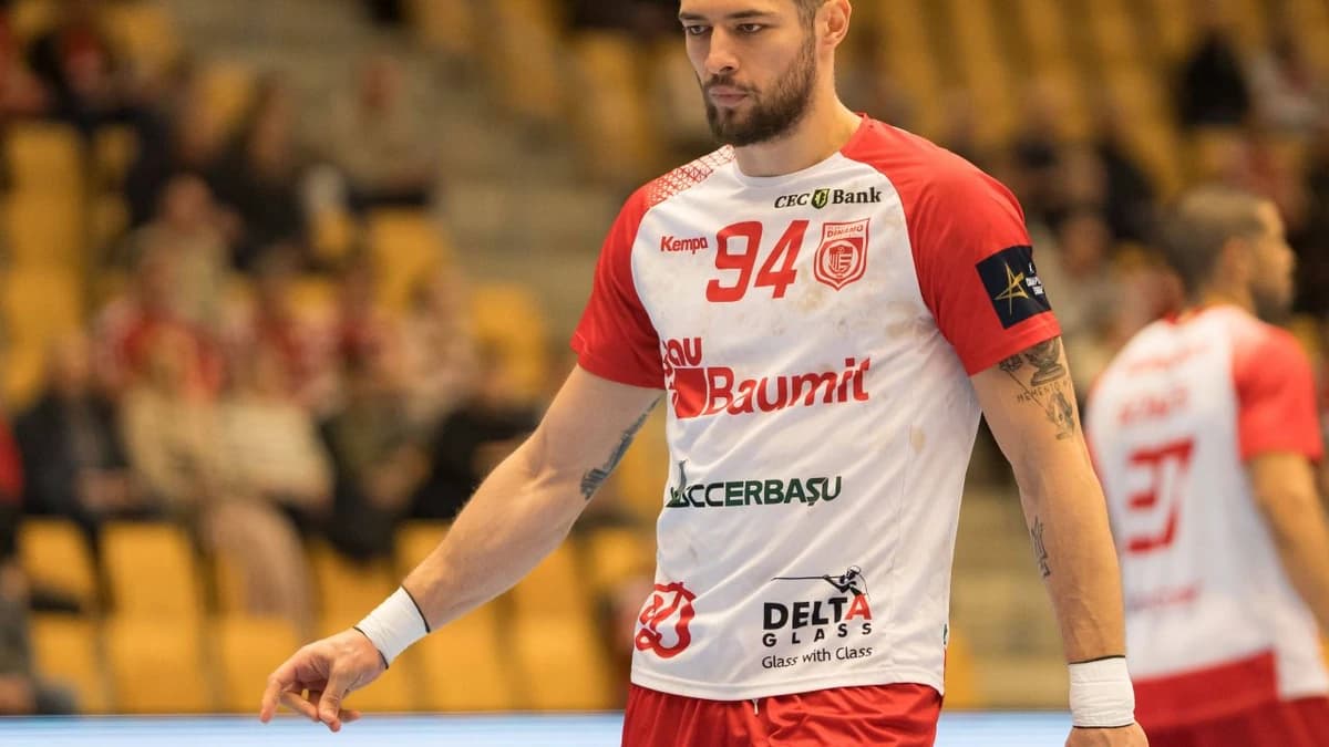 Când are loc Supercupa României la handbal (feminin și masculin)