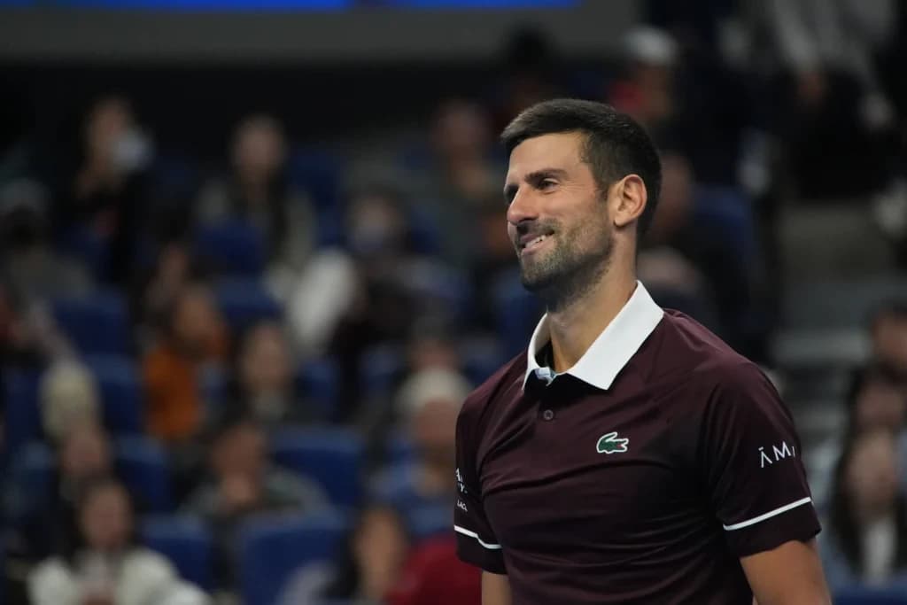 Carlos Alcaraz, campion la Tokyo: Novak Djokovic profită de abandonul lui De Minaur și câștigă trofe