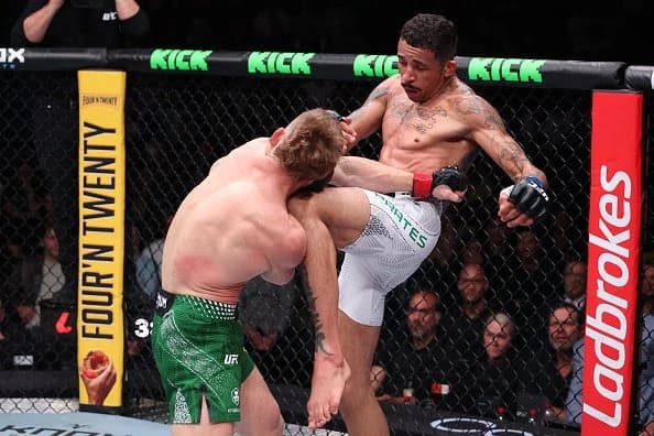 Carlos Prates Finishes Jack Della Maddalena In Round Three | UFC Perth