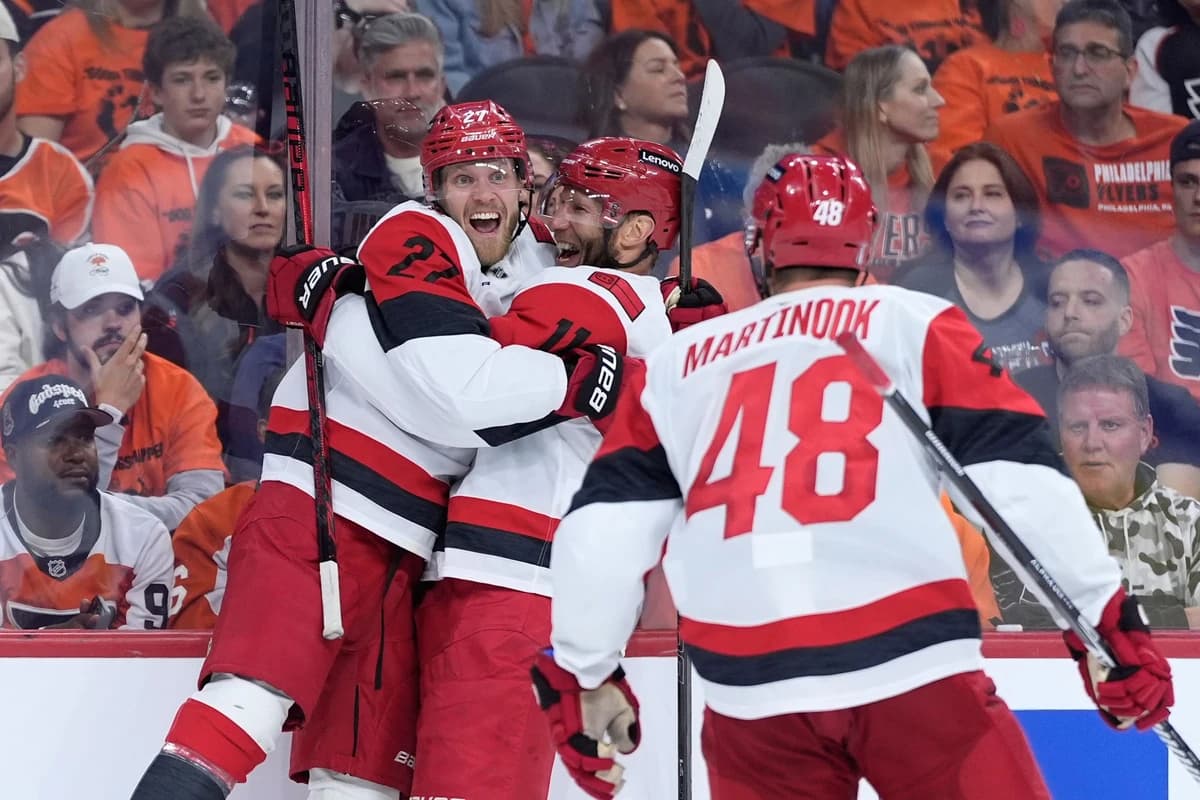 Carolina and Colorado have yet to lose in these NHL playoffs, making history with their hot starts