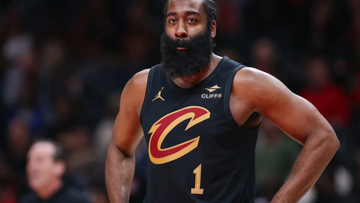 Cavaliers score vs. Hawks. Cavs’ winning streak ends with loss to Hawks