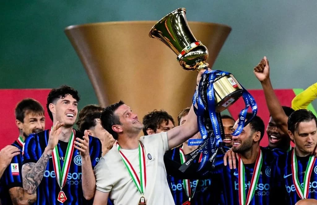 Ce a scris presa din Italia despre Cristi Chivu după ce a câștigat și Cupa Italiei: „Mister Double”
