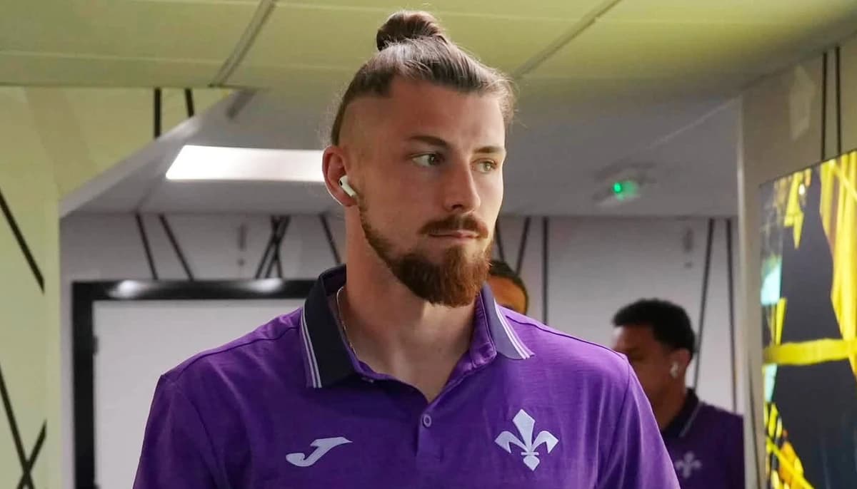 Ce notă i-au dat italienii transferului lui Radu Drăgușin la Fiorentina: „Prin personalitate și prez