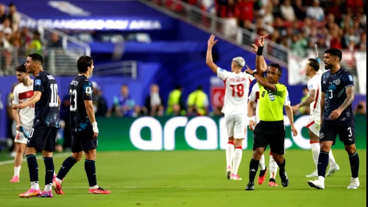 Cea mai nouă regulă FIFA, aplicată în premieră la Campionatul Mondial: roșu direct! A urmat un scand