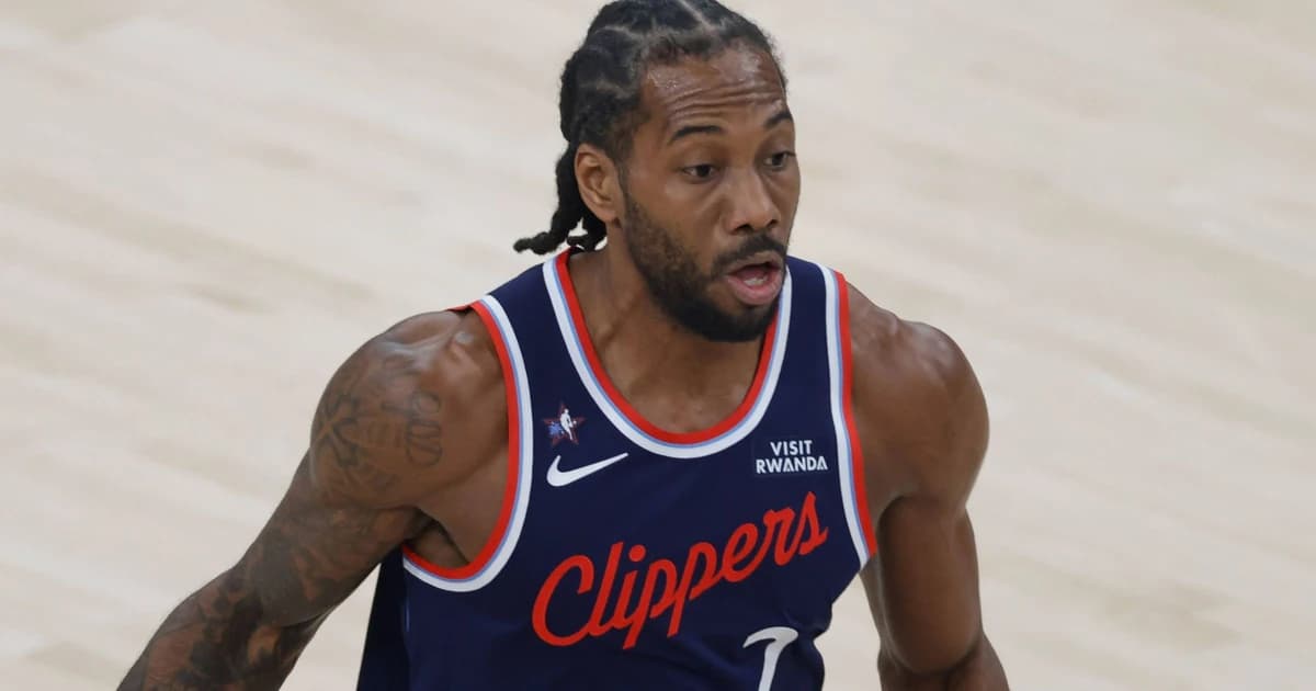 Cedarea lui Kawhi Leonard la Toronto Raptors, blocată de NBA până la finalizarea anchetei