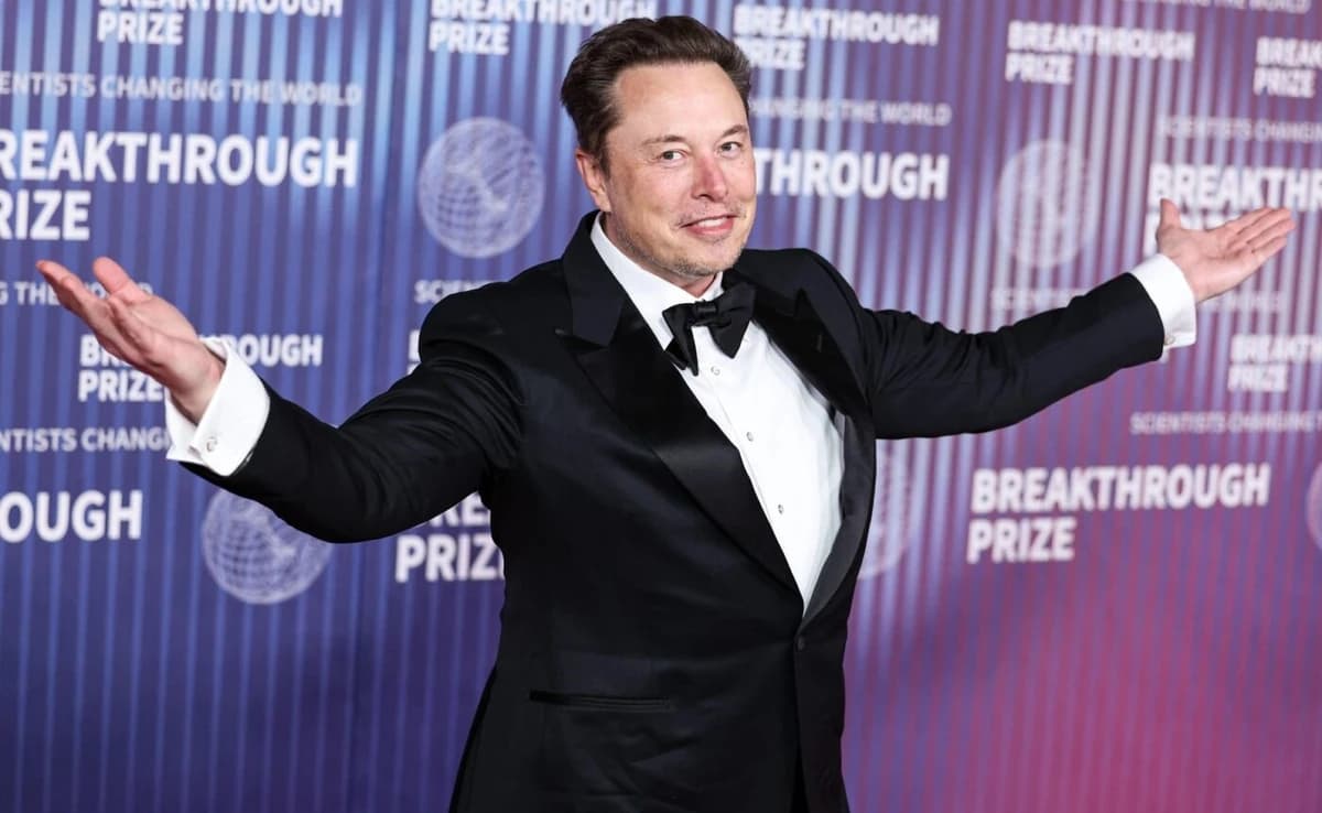 Cele trei cuvinte pe care le-a scris Elon Musk, primul triliardar al lumii, după ce Novak Djokovic a